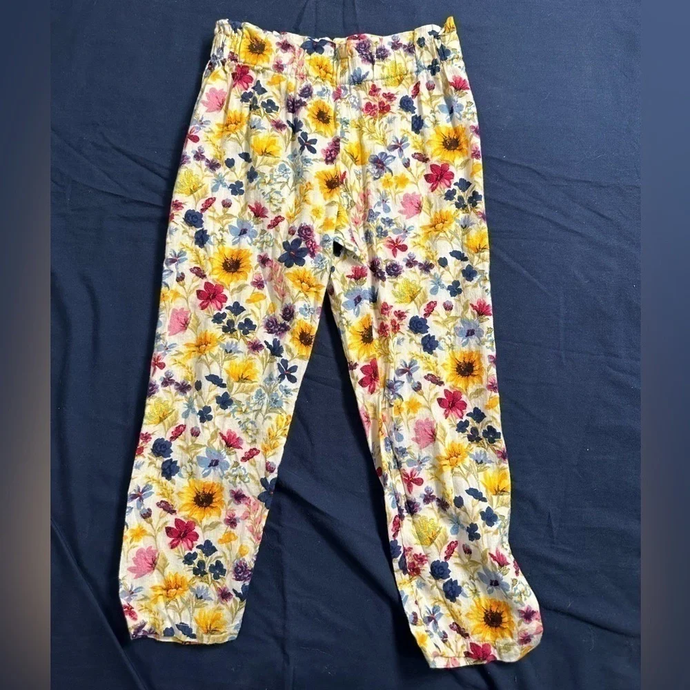 Old Navy Girl’s Floral pants Size 3T